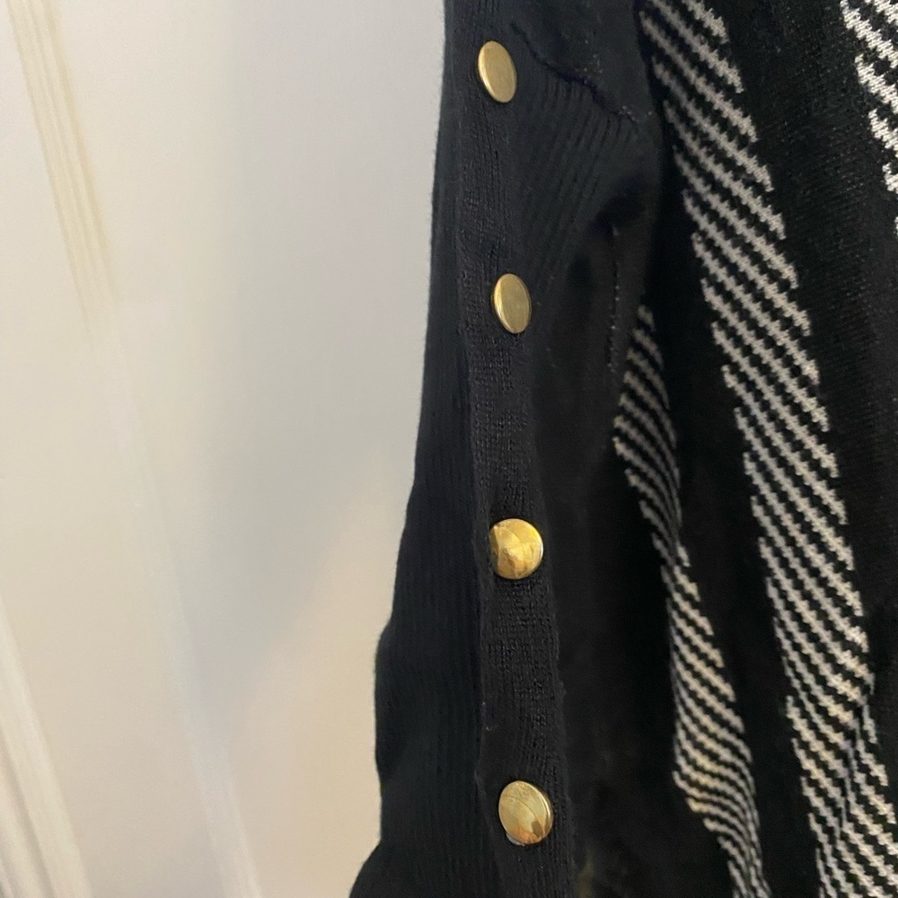 𝅺joseph A size medium - Picture 4 of 5